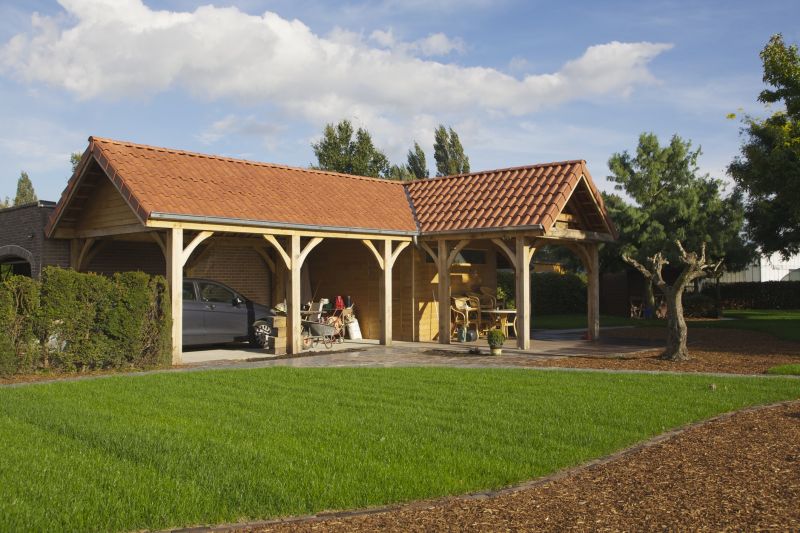 Driveway Arbor Installation in Conroe, TX