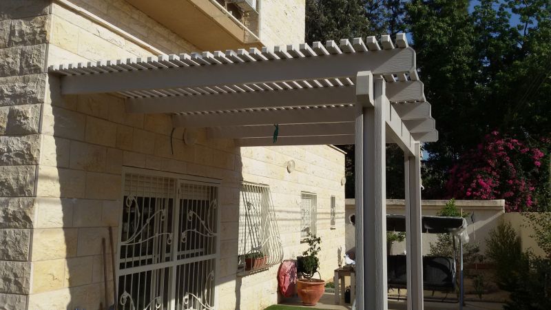 Curved Pergola Installation in Conroe, TX