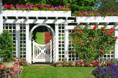 Garden Trellis Installation in Kansas City, KS